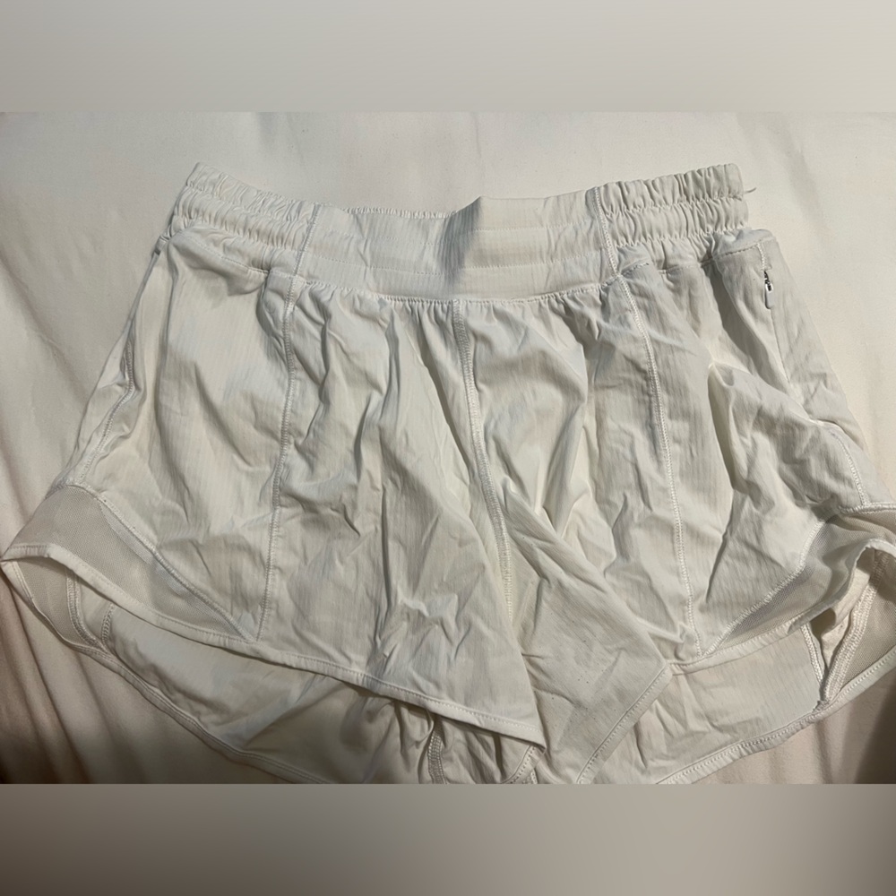 white lululemon hotty hot shorts size-6 (liner is cut but still great quality!)